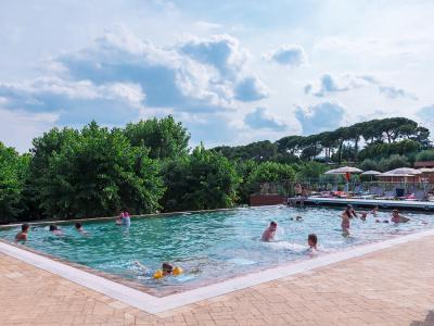 campingrivablu en offer-autumn-vacation-in-camping-village-on-lake-garda 024