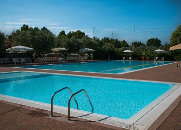 campingrivablu it offerta-vacanze-lunghe-a-padenghe-sul-garda-in-camping-village 019