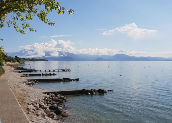 campingrivablu it promozione-1-notte-gratis-in-camping-village-sul-lago-di-garda 016